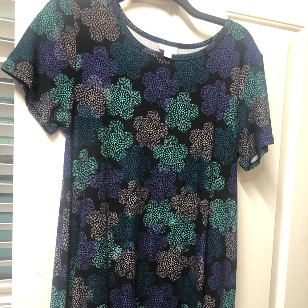 LuLaRoe Carly